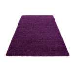 Novel Novel KOBEREC S VYSOKÝM VLASEM